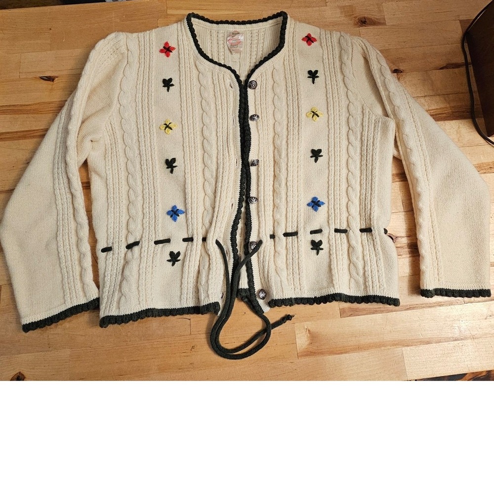Vintage Geiger Trachtenmode Austrian Wool Cardigan Cream Floral Embroidered 42